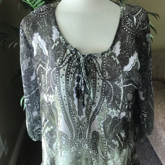 Macys Style & Co semi sheer top with stretch tank - Picture 2 of 6